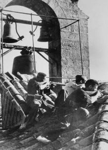 milicianoscatedral01