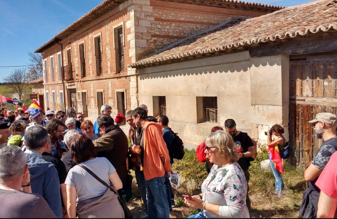 b04da2a3-187a-4104-b9cc-2f18c37ae887